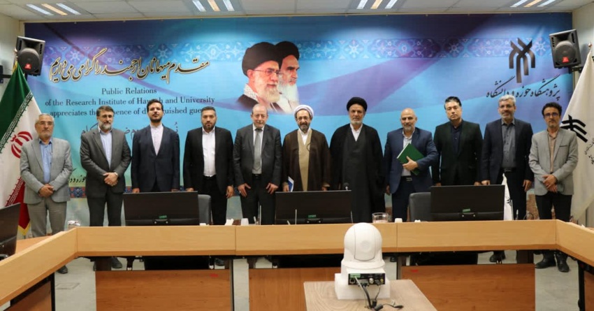 بازدید رایزن فرهنگی جمهوری عراق از پژوهشگاه حوزه و دانشگاه